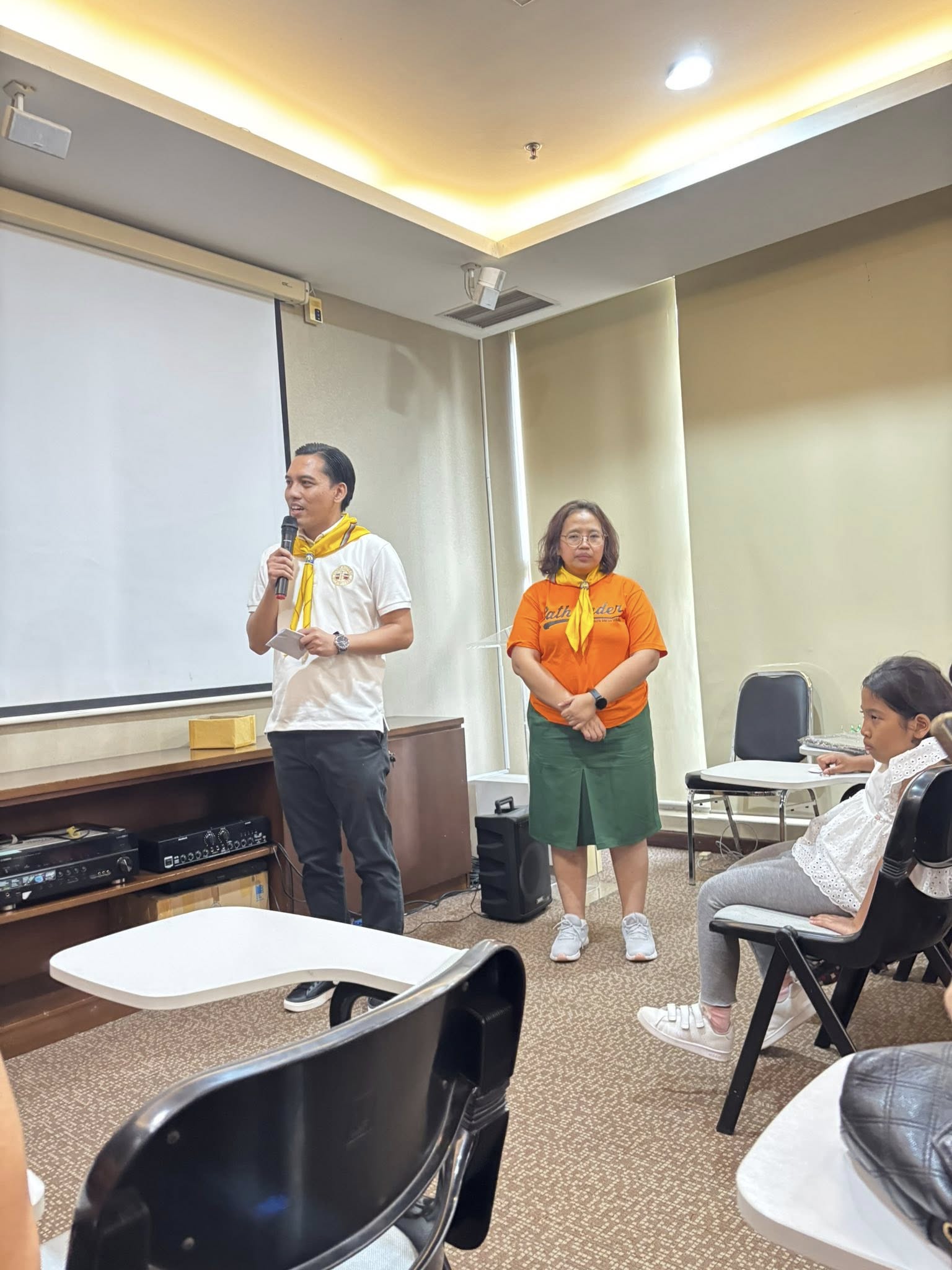 Kunjungan ke Lembaga Alkitab Indonesia — foto 6